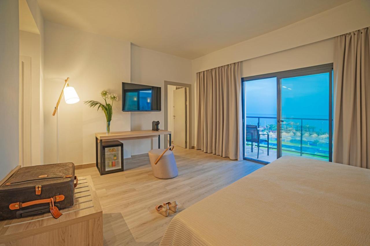 Cabogata Beach Hotel Ретамар Екстер'єр фото A room at the hotel