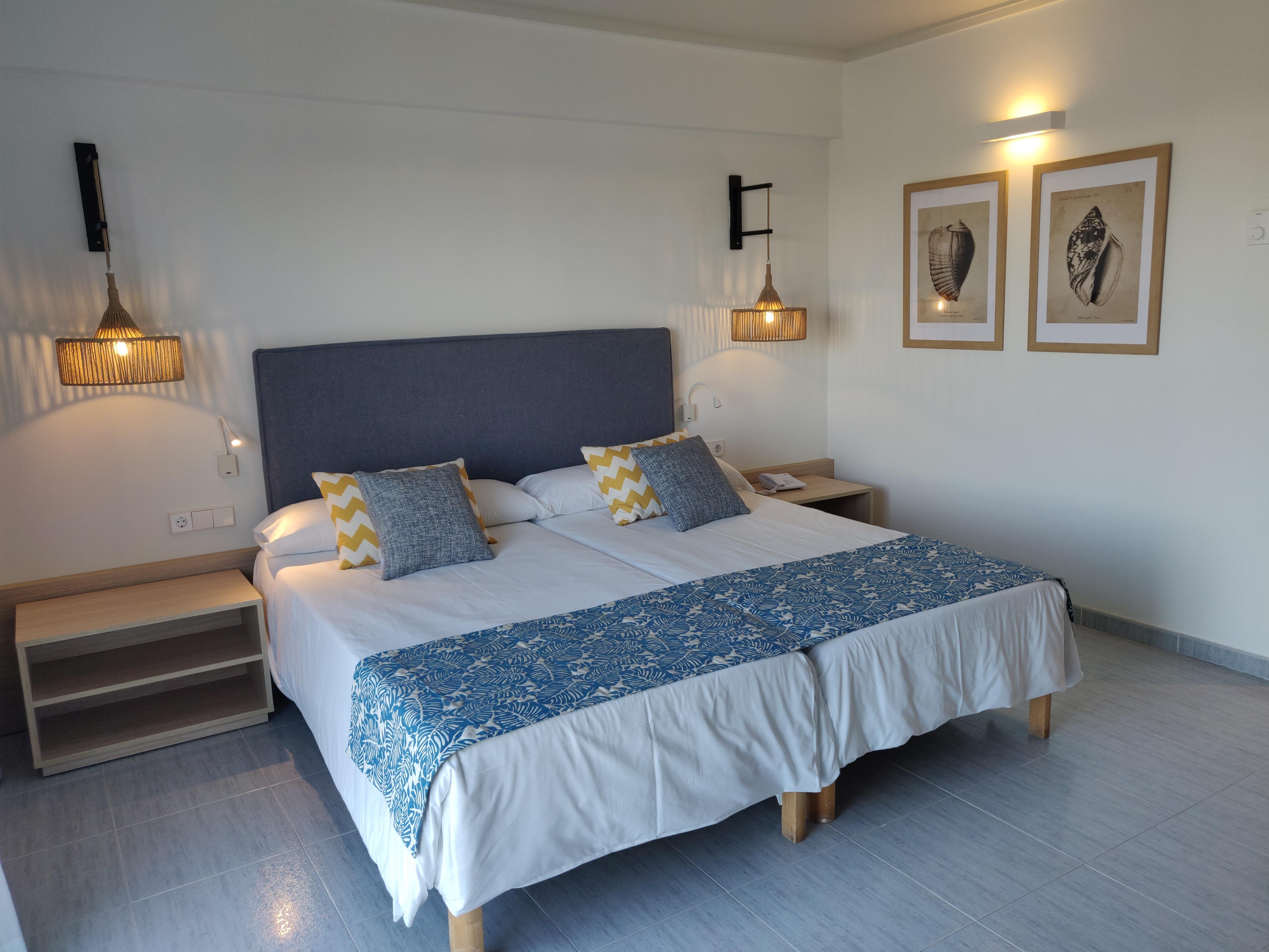 Cabogata Beach Hotel Ретамар Екстер'єр фото A bedroom at the hotel