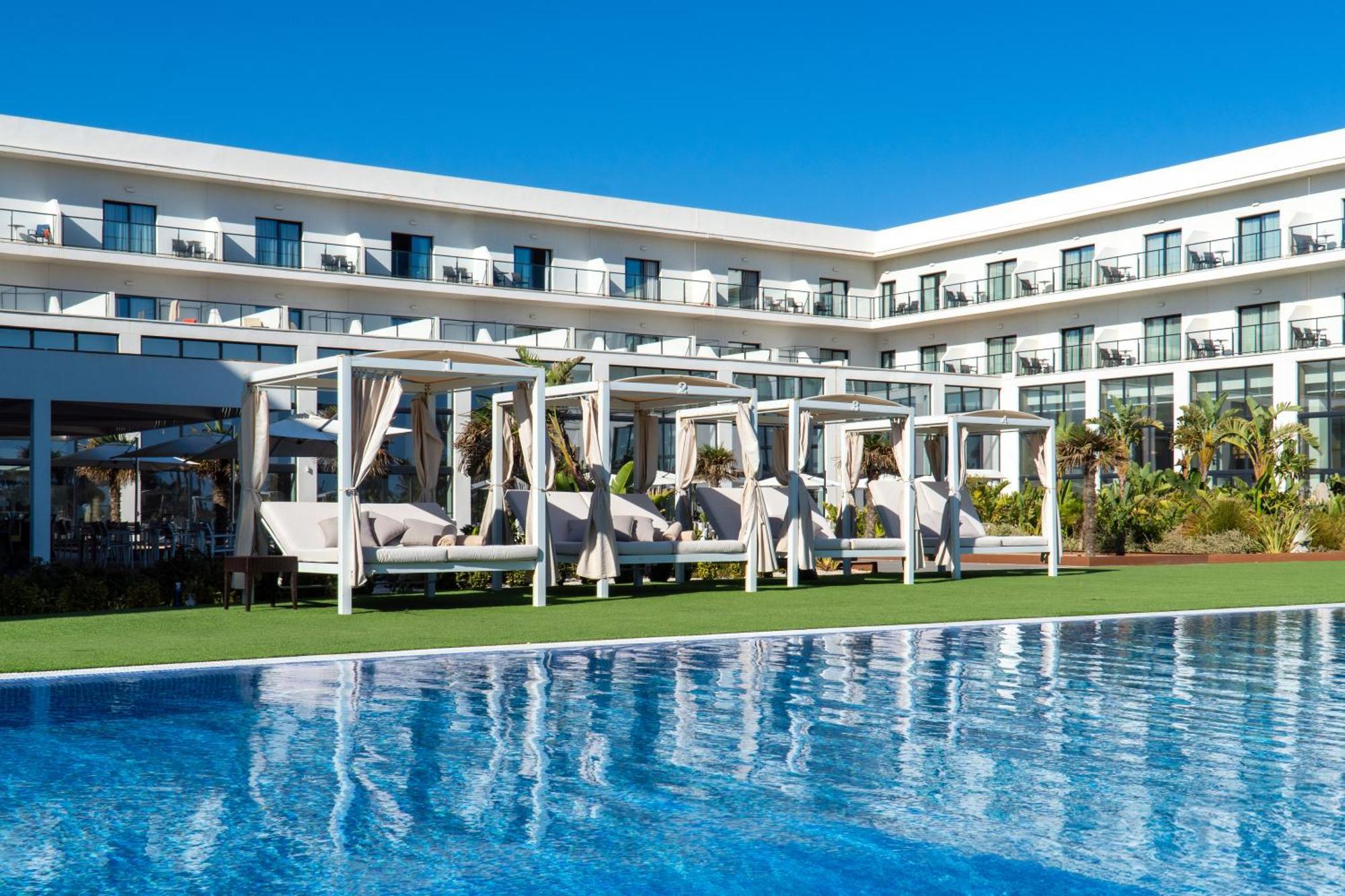 Cabogata Beach Hotel Ретамар Екстер'єр фото The hotel's pool